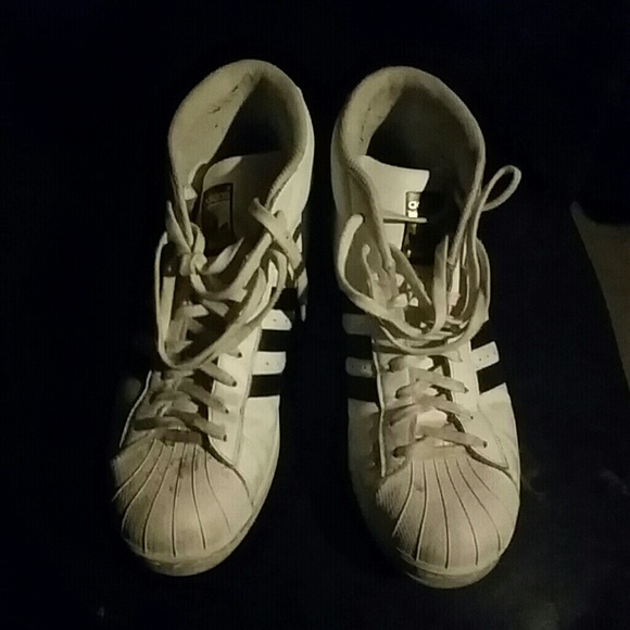 Adidas Pro Model - Picture 1 of 3